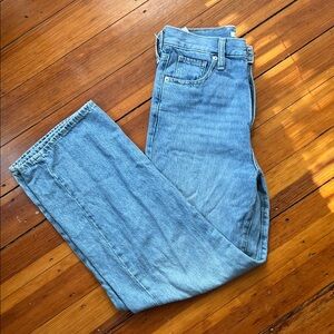 Levi’s High Waisted Straight Jeans